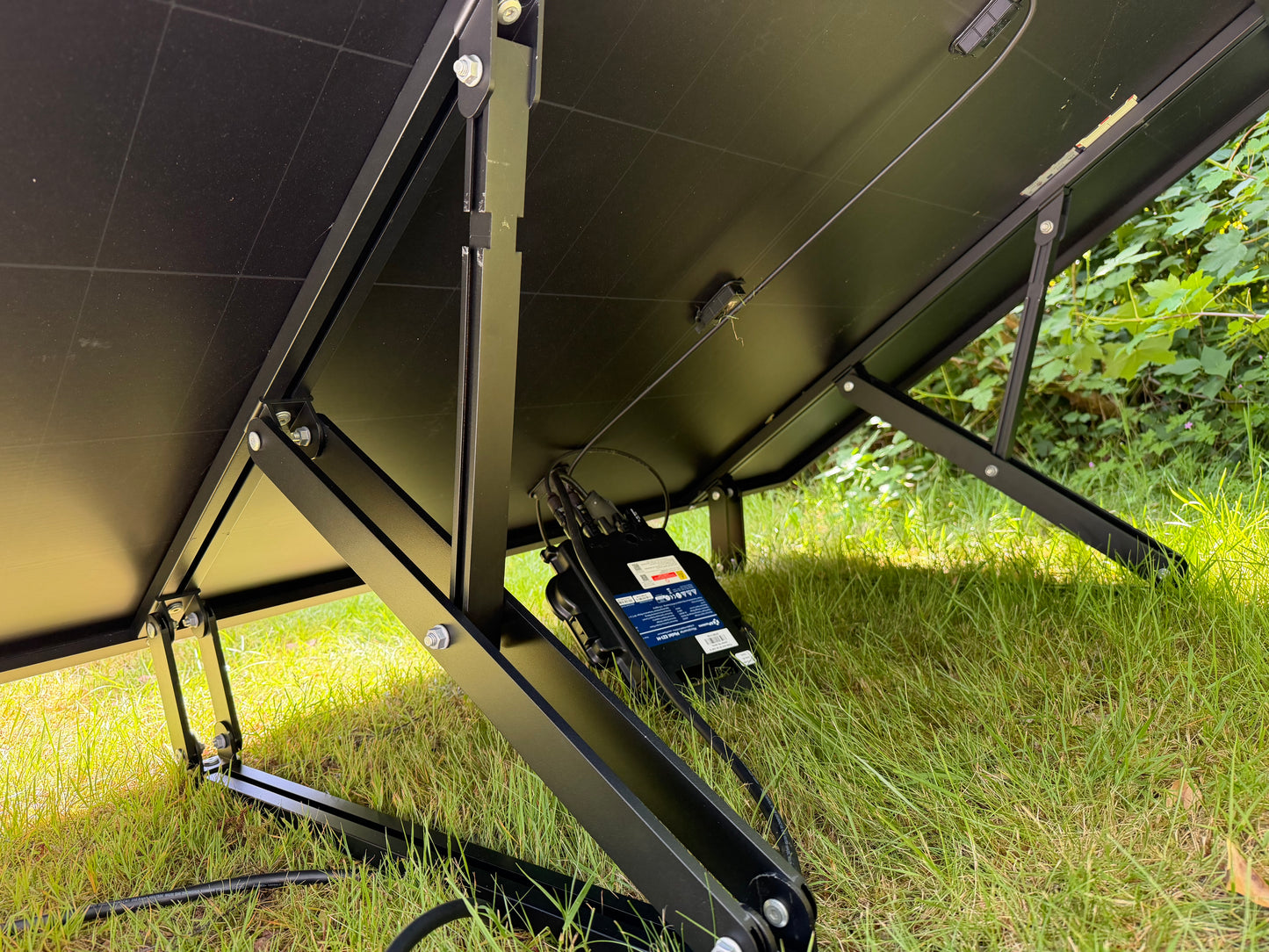 UKSOL Plug-In Solar Pro Duo 890W Kit with 800W Smart Microinverter